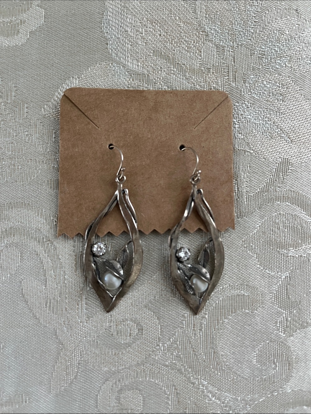 Elegant Silver-Tone Leaf Drop Earrings with Pearl Accent - 925 Engraved